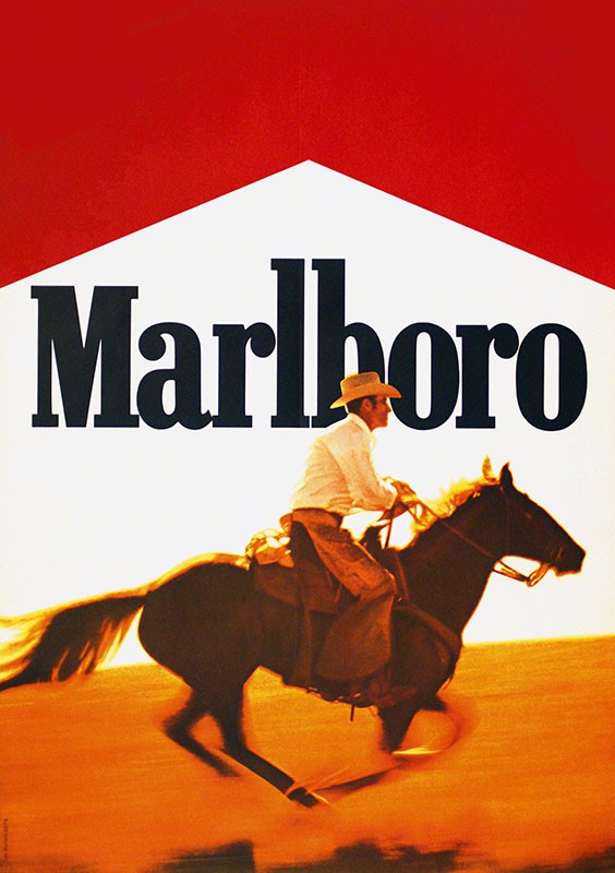 Ковбой мальборо реклама. Лео Барнетт ,,Marlboro,,. Плакат Marlboro Лео Бернетт. Мальборо рекламные плакаты. Реклама Мальборо.